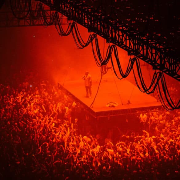 6 Tips to Buying Concert Tickets Online