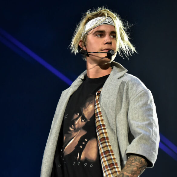 Justin Bieber - Age, Life, Albums & Songs – Biography